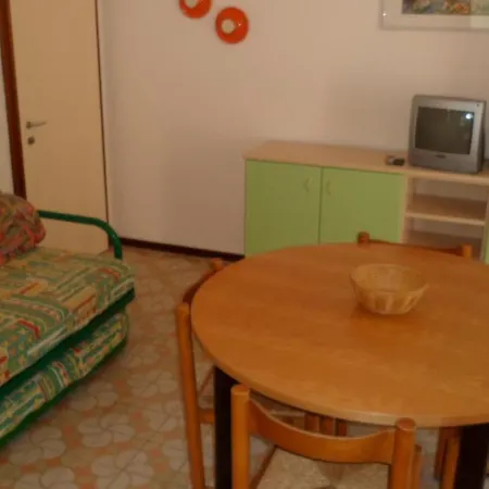 Camelie 4 Apartment Lignano Sabbiadoro