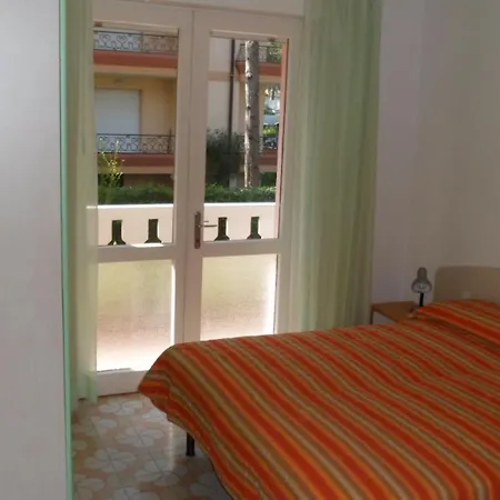 Apartment Camelie 4 *